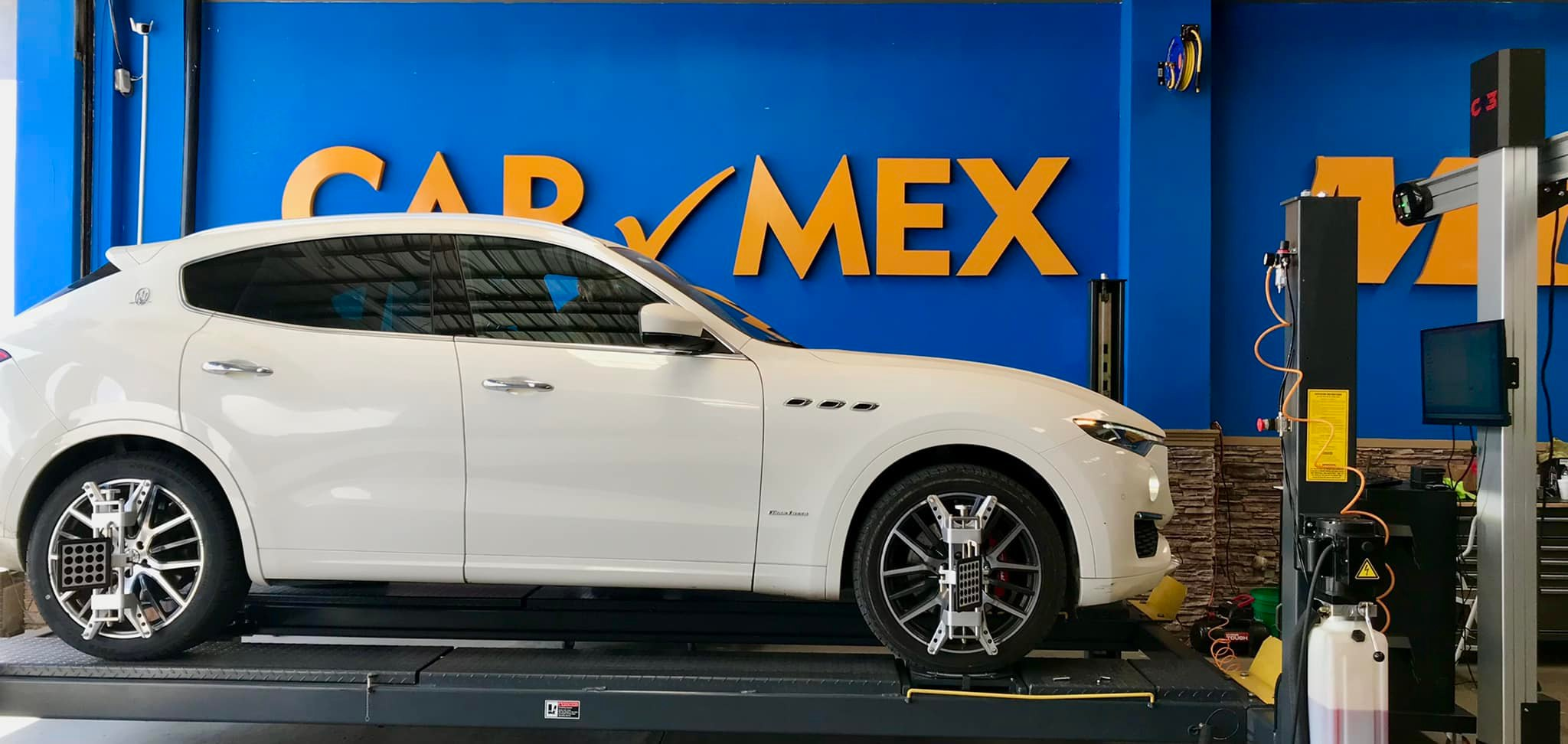 Maserati en servicio especializado